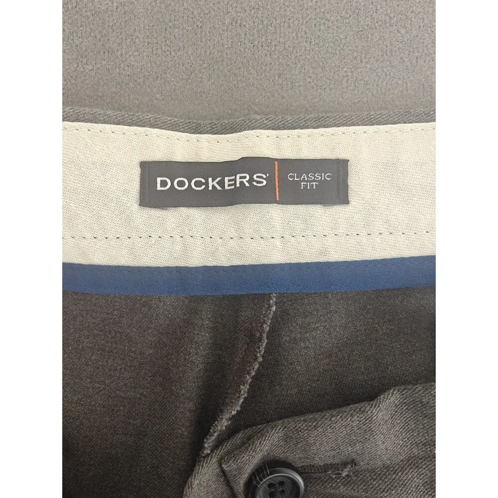Dockers Classic Fit Gray Dress Pants Men's 35x30 Business Casual Flat Front